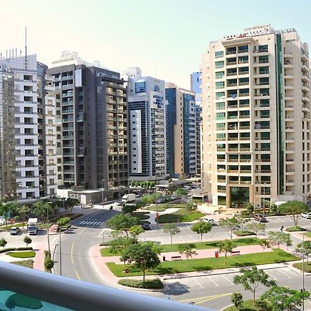 Care Holiday Homes Apartments Barsha Heights 두바이 외부 사진