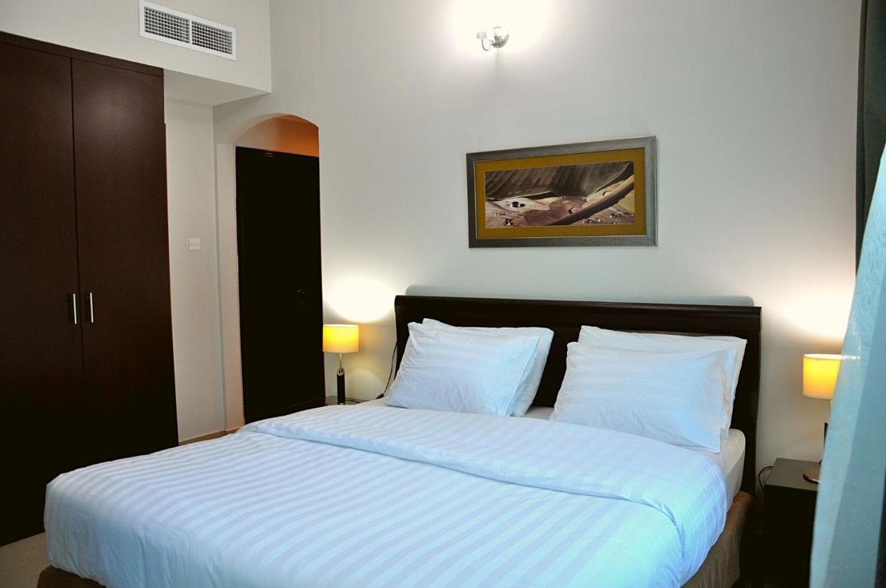 Care Holiday Homes Apartments Barsha Heights 두바이 외부 사진