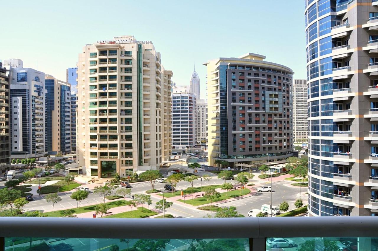 Care Holiday Homes Apartments Barsha Heights 두바이 외부 사진