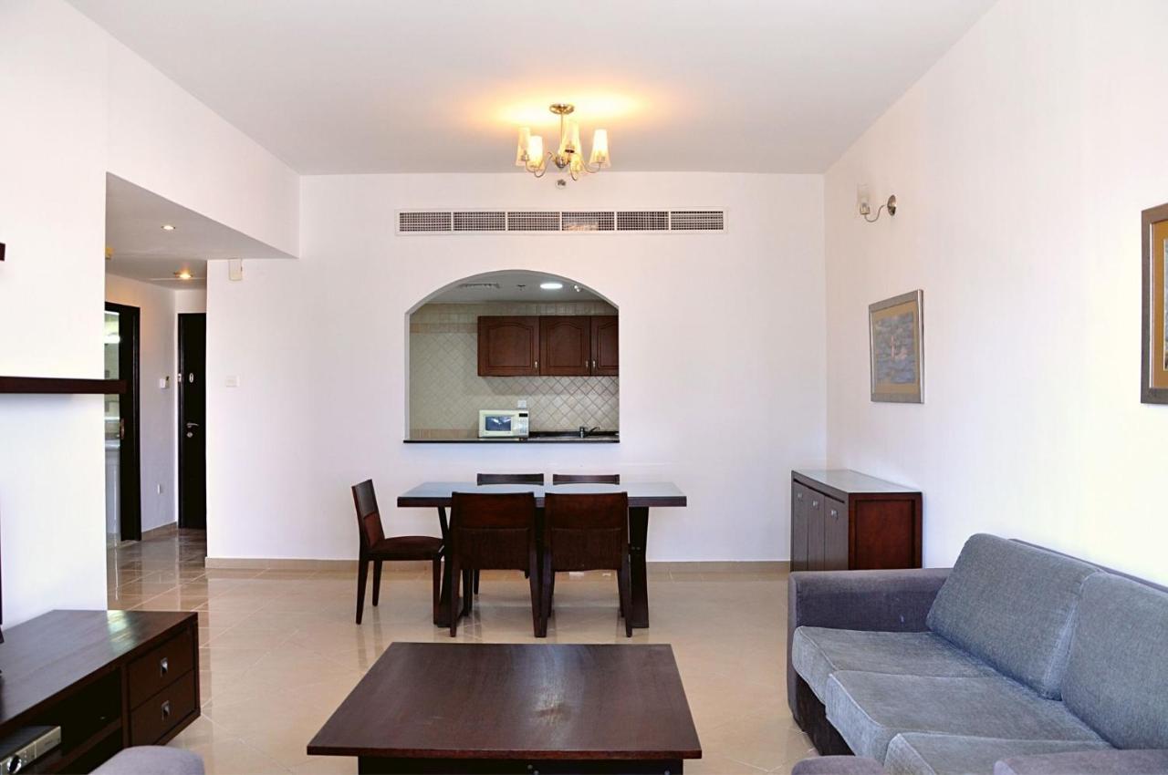 Care Holiday Homes Apartments Barsha Heights 두바이 외부 사진