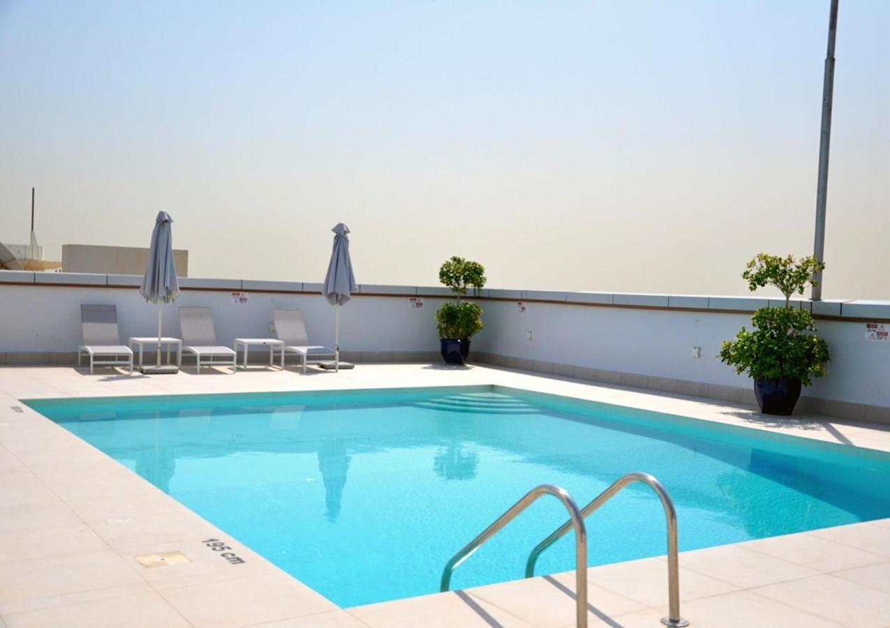 Care Holiday Homes Apartments Barsha Heights 두바이 외부 사진